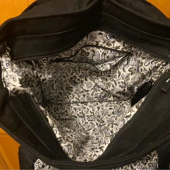 Vera Bradley black cargo tote. Black very good condition. - Picture 3 of 6